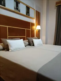 Hotel Carmen - Rum