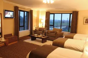 Amber Springs Hotel - Habitación