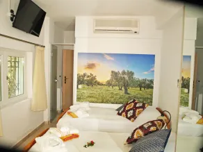 Perikles Hills - Room