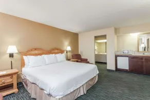 Ramada by Wyndham Lebanon - Chambre