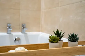 All Saints House - Bathroom