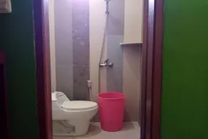 Hotel O Kost Nian Syariah Near SPBU Pertamina 74.91657 Mattirotasi Sidrap - Badezimmer