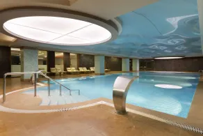 Ramada Plaza Antalya - Piscina