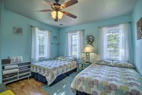 Quiet Escape w/ Hot Tub, 5 Miles to Raystown Lake! - Interior