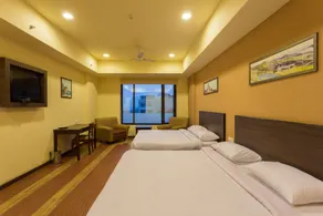 Ginger Katra - Room