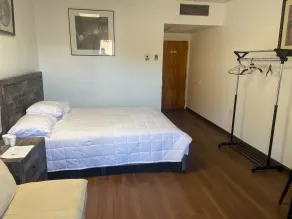 Rolling Pines Golf & Banquet Facility - Room