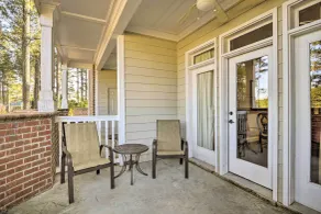 Resort-Style Condo on Golf Course w/ Pool Access - Interiør