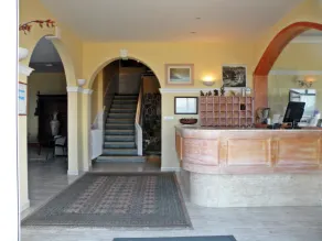 Hotel Rompeolas - Recepción