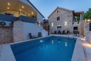 Villa Izvor ZadarVillas - Piscina