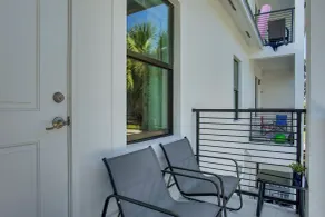 Stylish Condo: Walk to Caloosahatchee River - Innenbereich