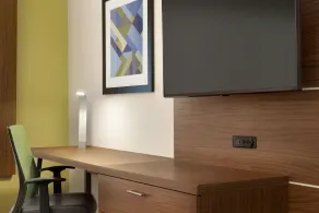 Holiday Inn Express & Suites - Cincinnati South - Wilder by IHG - Room