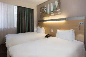 Holiday Inn Express Cape Town City Centre by IHG - Room