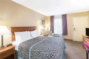 Days Inn by Wyndham Ripley - Chambre