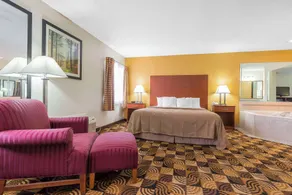 Quality Inn Sycamore - DeKalb - Room