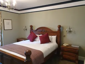 The Radnorshire Arms Hotel - Zimmer