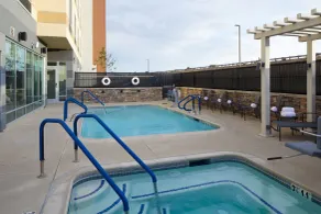 Fairfield by Marriott Inn & Suites Palmdale West - Piscine