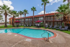 Quality Inn Pasadena - Houston East - Piscine