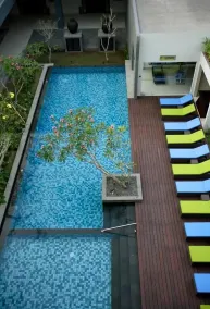 Hotel Santika Mataram - Piscina
