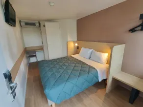 Première Classe Tarbes - Bastillac - Værelse