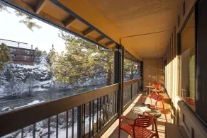 Riverhouse Lodge - Vue de la chambre