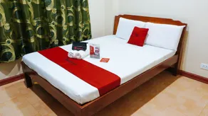 RedDoorz near Talisay District Hospital - Room
