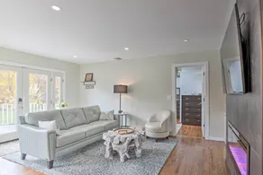 Updated Getaway w/ Pool & Hot Tub on < 3 Acres! - Interiør