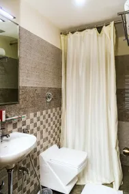The Spin Hotel - Banheiro