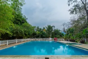 Dandeli Stay Inn - Piscina