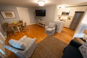 Town & Tide Inn - Room