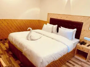 BSR Resort by Apple Orchards - Room