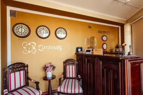 4Cardinals Boutique - Resepsjon
