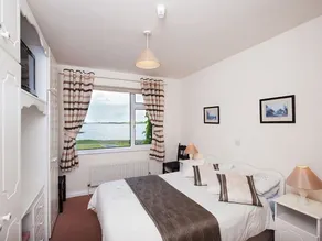 The Waterfront House Country Home - Chambre