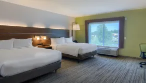 Holiday Inn Express & Suites Quincy I-10 by IHG - Zimmer