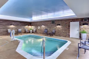 Fairfield Inn & Suites by Marriott Nashville Downtown-MetroCenter - Pool