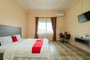 RedDoorz @ Pematangsiantar - Habitación