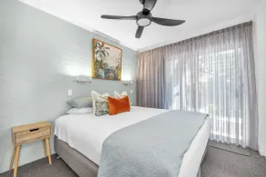 The Palms Apartments - Zimmer