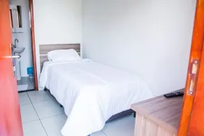 Leati's Hotel - Zimmer