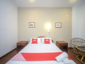 OYO 89537 Fairy Garden Resort - Room