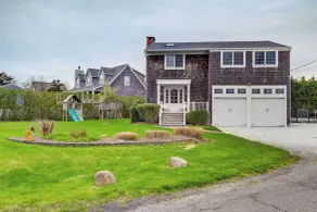 Stunning Westhampton Beach Home w/ Private Pool - Innvendig
