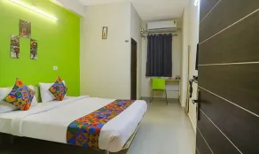 FabHotel Broholic - Nr Biodiversity Complex, Gachibowli Silpa Gram Craft Village, HITEC City - Værelse