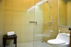 Treehouse Suites at Kuningan - Boutique Serviced Apartment - Badeværelse