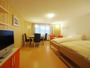 Esthers Guesthouse - Room