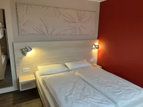 Serways Hotel Lüneburger Heide West - Værelse