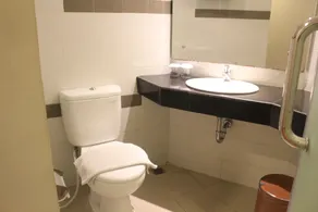 LAMORA Sagan Yogyakarta - formerly H Boutique Yogyakarta - Bathroom