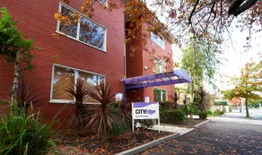 City Edge East Melbourne Apartment Hotel - Room
