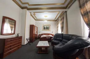 Bucharest Comfort Suites Hotel - Room