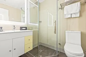 Best Western Melbourne Airport - Bathroom