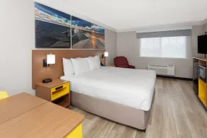 Days Inn & Suites by Wyndham Arlington Heights - Rum