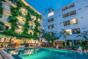 Sutus Court 4 - Piscine