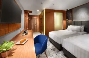 Aston Inn Jemursari - Room